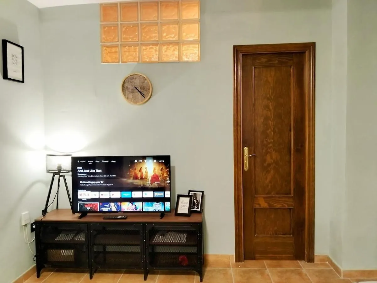 Modern Flat In Guejar Sierraアパートメント